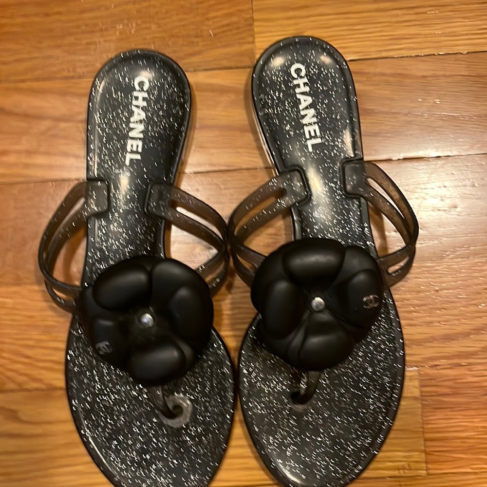 Chanel Jelly thong